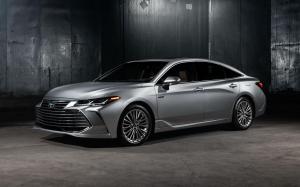 Toyota Avalon Hybrid Limited